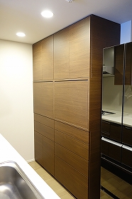 オーダー食器棚246 東京、埼玉、神奈川、千葉 家電収納オーダーカップボード。家電を隠す