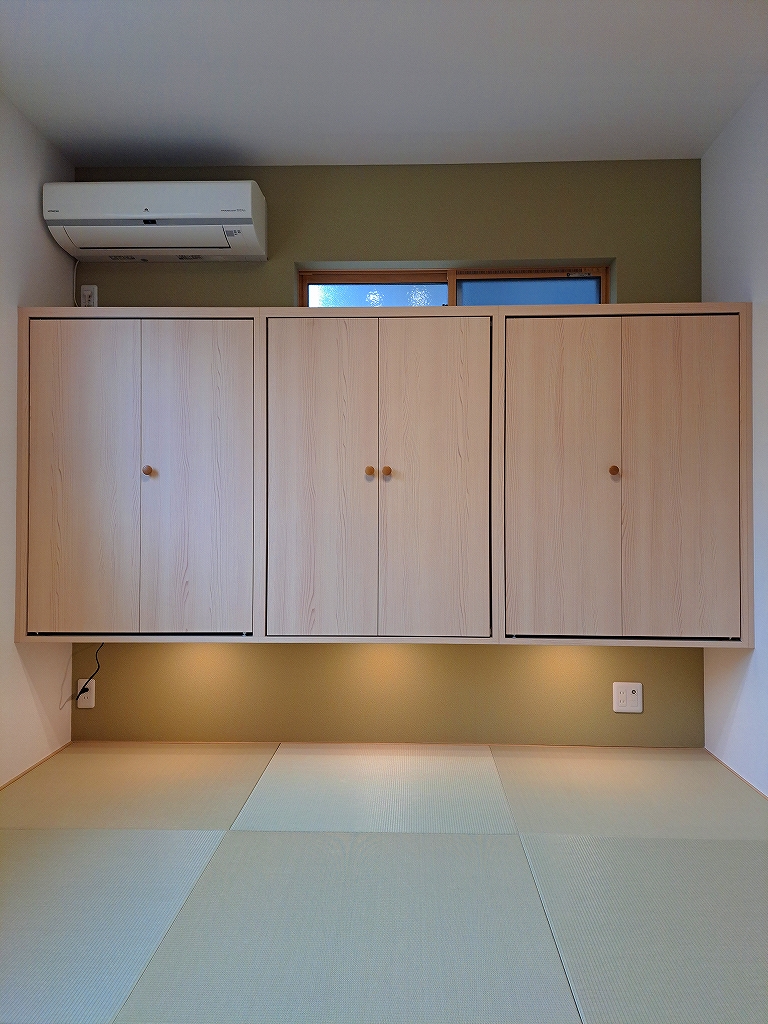 �a���̕ǖʎ��[